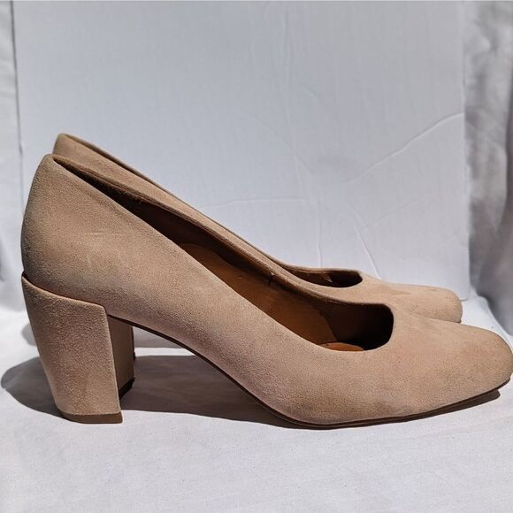 H by Halston Women's Suede Square Toe Block Heel Pump Whitney Size 8M Pale Pink - Picture 1 of 13